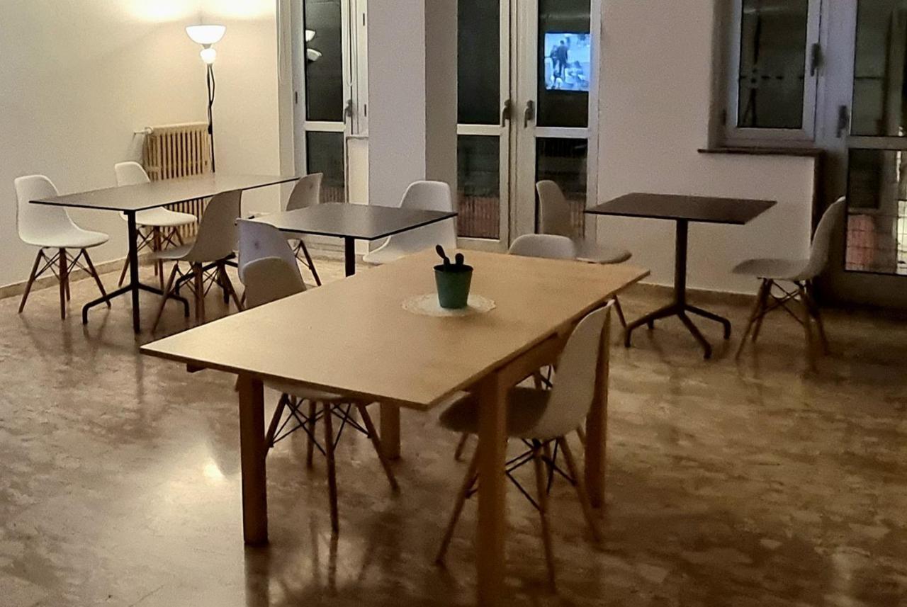 Matera Like Home - Rooms - Via Del Corso ภายนอก รูปภาพ
